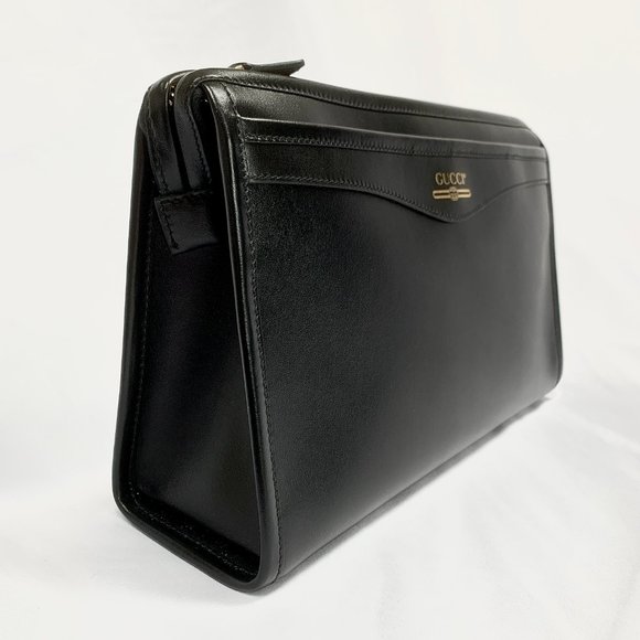 Gucci Metallic Print Logo Clutch in Black - Picture 3 of 11